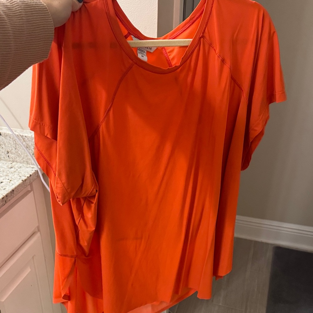 Athleta Vibrant Orange Short Sleeve Tee
